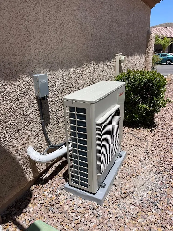 Residential air conditioning condenser unit in Bemiss